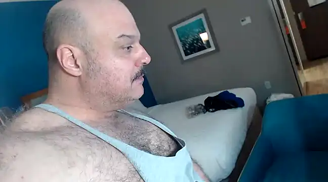 Snapshot of bullmusclejoe chatting on 03-20-25, 04:29 bullmusclejoe online show from 03-20-25, 04:29