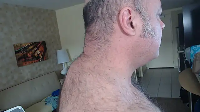 Snapshot of bullmusclejoe chatting on 10-07-25, 11:35 bullmusclejoe online show from 10-07-25, 11:35