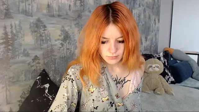   Elina   online show from 09-17-25, 03:30