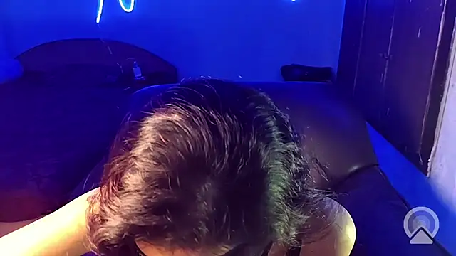 royeoy22 online show from 12-03-25, 01:42