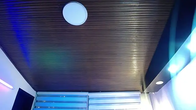  Charlotte Collins  online show from 10-31-25, 01:45