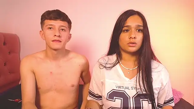 Snapshot of mae_nathan_ chatting on 10-11-25, 08:35 mae nathan online show from 10-11-25, 08:35