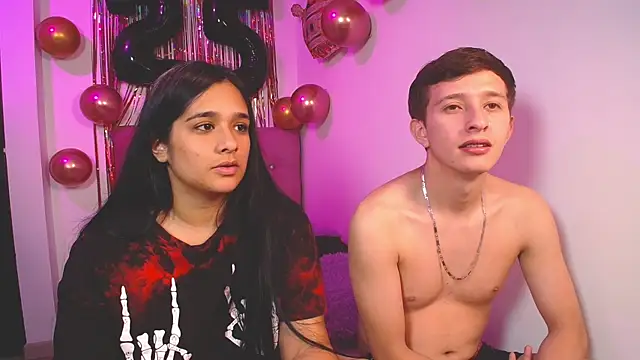 Snapshot of mae_nathan_ chatting on 11-19-25, 11:43 mae nathan online show from 11-19-25, 11:43