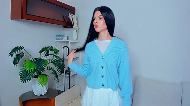 JoCauterucci online show from 10-12-25, 06:23