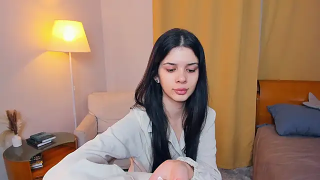 JoCauterucci online show from 12-05-25, 06:44