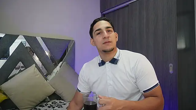 massimo vidal  online show from 09-27-25, 03:11