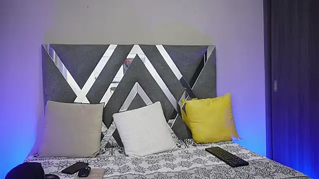 massimo vidal  online show from 10-05-25, 01:15