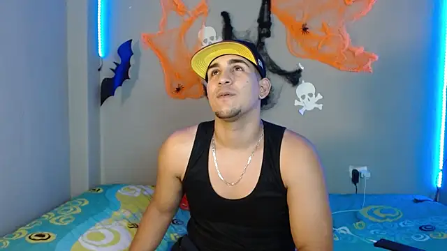 massimo vidal  online show from 10-26-25, 05:24