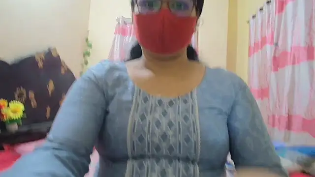 Snapshot of Elena_cruz5 chatting on 02-10-26, 03:16 Elena cruz5 online show from 02-10-26, 03:16