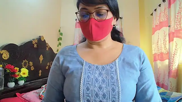 Snapshot of Elena_cruz5 chatting on 02-11-26, 03:22 Elena cruz5 online show from 02-11-26, 03:22