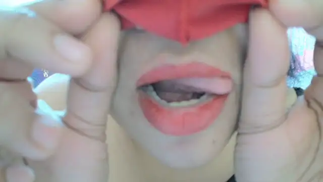 Snapshot of Elena_cruz5 chatting on 02-14-26, 12:24 Elena cruz5 online show from 02-14-26, 12:24