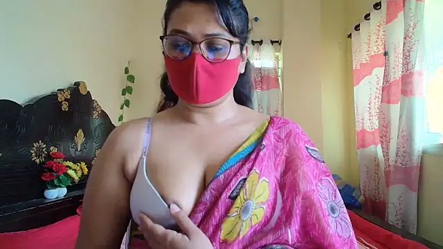 Snapshot of Elena_cruz5 chatting on 02-25-26, 07:29 Elena cruz5 online show from 02-25-26, 07:29