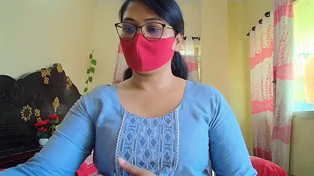 Snapshot of Elena_cruz5 chatting on 02-27-26, 06:13 Elena cruz5 online show from 02-27-26, 06:13