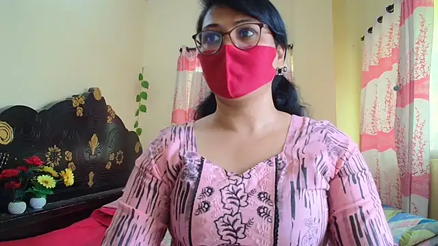 Snapshot of Elena_cruz5 chatting on 03-04-26, 07:36 Elena cruz5 online show from 03-04-26, 07:36