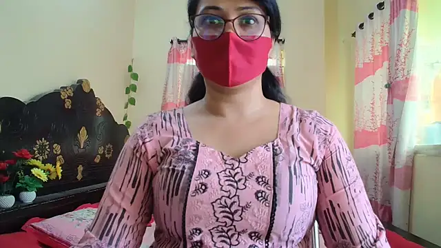 Snapshot of Elena_cruz5 chatting on 03-05-26, 07:48 Elena cruz5 online show from 03-05-26, 07:48