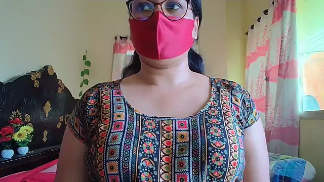 Snapshot of Elena_cruz5 chatting on 03-13-26, 06:31 Elena cruz5 online show from 03-13-26, 06:31