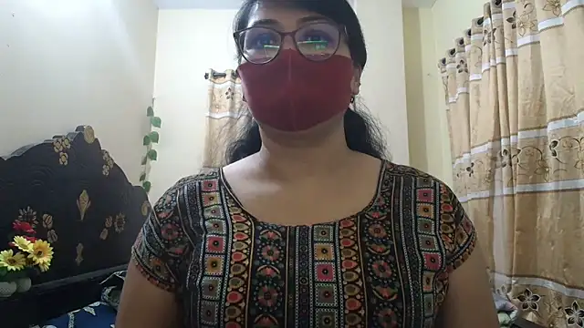 Snapshot of Elena_cruz5 chatting on 03-15-26, 08:15 Elena cruz5 online show from 03-15-26, 08:15