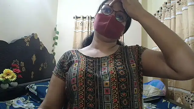 Snapshot of Elena_cruz5 chatting on 03-19-26, 08:13 Elena cruz5 online show from 03-19-26, 08:13