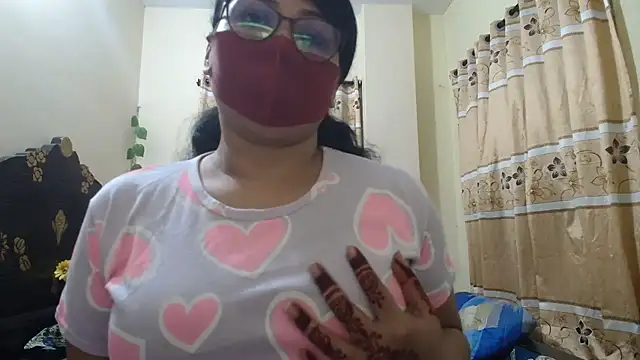 Snapshot of Elena_cruz5 chatting on 03-21-26, 03:59 Elena cruz5 online show from 03-21-26, 03:59