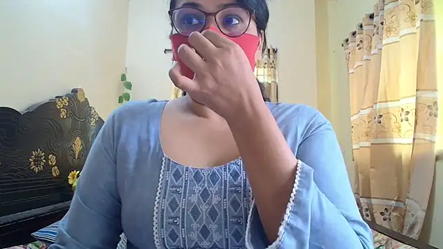 Elena cruz5 online show from 05-05-26, 02:30