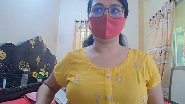 Elena cruz5 online show from 06-16-26, 07:55