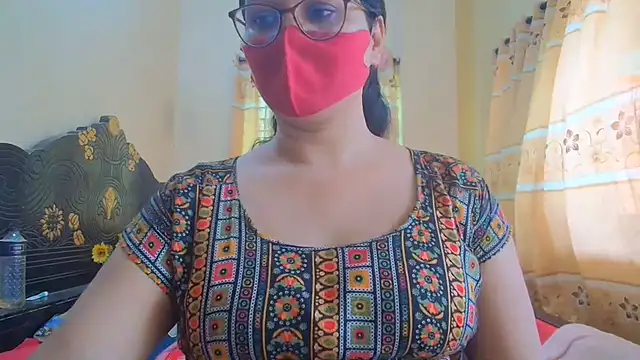 Elena cruz5 online show from 06-18-26, 03:51