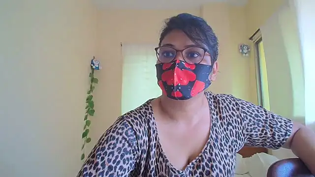 Elena cruz5 online show from 08-09-26, 04:50