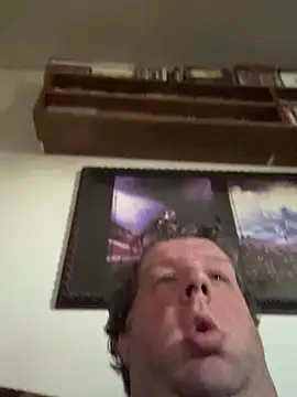 Snapshot of Stephanie1984 chatting on 09-09-25, 04:06 Stephanie1984 online show from 09-09-25, 04:06