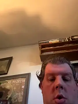 Snapshot of Stephanie1984 chatting on 10-01-25, 06:03 Stephanie1984 online show from 10-01-25, 06:03