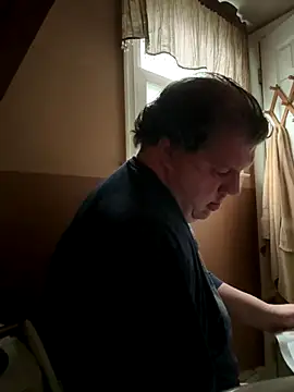 Snapshot of Stephanie1984 chatting on 10-12-25, 12:26 Stephanie1984 online show from 10-12-25, 12:26