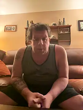 Snapshot of Stephanie1984 chatting on 10-17-25, 01:31 Stephanie1984 online show from 10-17-25, 01:31