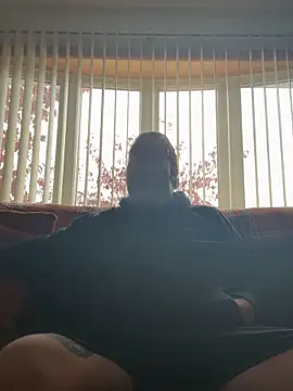 Snapshot of Stephanie1984 chatting on 10-29-25, 11:56 Stephanie1984 online show from 10-29-25, 11:56