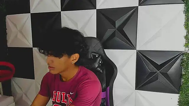 bull cam online show from 10-06-25, 07:33