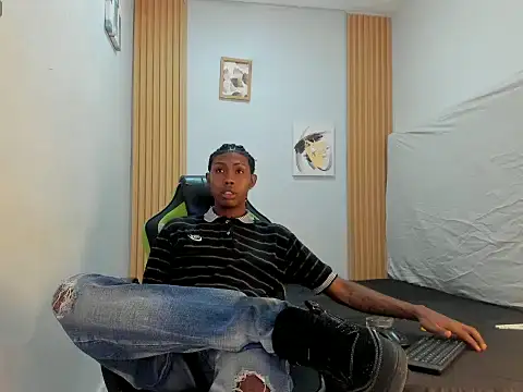 Jax Maliq online show from 10-03-25, 02:08