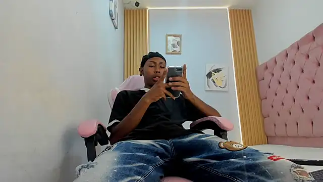 Jax Maliq online show from 10-11-25, 02:33