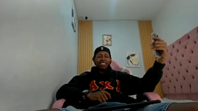 Jax Maliq online show from 10-15-25, 05:57