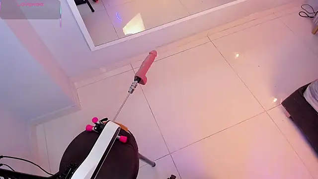 Mia Valentine  online show from 11-07-25, 10:21