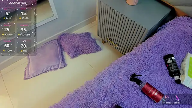 Snapshot of Mia_Valentine_ chatting on 02-10-26, 08:13 Mia Valentine online show from 02-10-26, 08:13