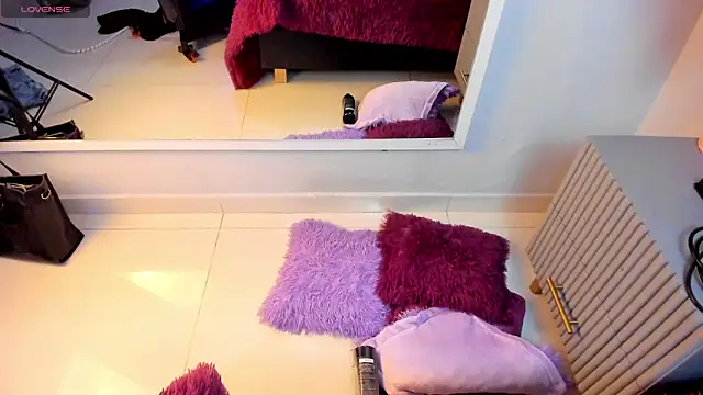 Snapshot of Mia_Valentine_ chatting on 03-06-26, 08:16 Mia Valentine online show from 03-06-26, 08:16