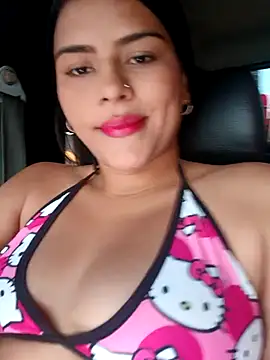 Snapshot of daringxxxhot chatting on 09-13-25, 03:01 daringxxxhot online show from 09-13-25, 03:01