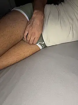 Snapshot of Moan_King chatting on 10-18-25, 08:53 Moan King online show from 10-18-25, 08:53