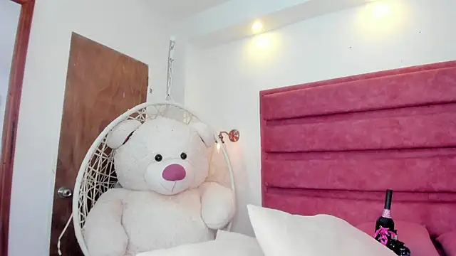 kate lua online show from 05-10-26, 03:17
