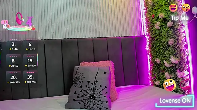 Skarlett hot  online show from 11-28-25, 08:44