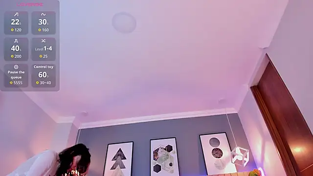 Nina Ford online show from 11-25-25, 03:06