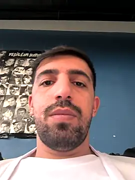 Snapshot of ahmet4090 chatting on 09-16-25, 10:16 ahmet4090 online show from 09-16-25, 10:16