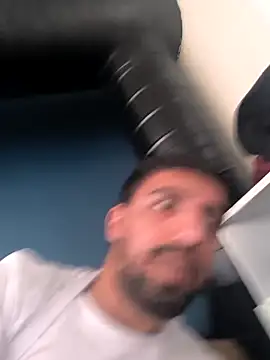 Snapshot of ahmet4090 chatting on 09-23-25, 11:46 ahmet4090 online show from 09-23-25, 11:46