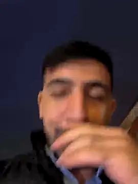 Snapshot of ahmet4090 chatting on 09-29-25, 04:23 ahmet4090 online show from 09-29-25, 04:23