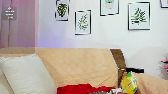 Karol w11 online show from 10-23-25, 07:12