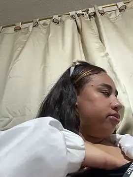 SelenaRojas online show from 09-14-25, 12:43