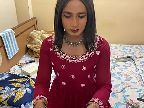 LuvLayla online show from 02-20-26, 08:09